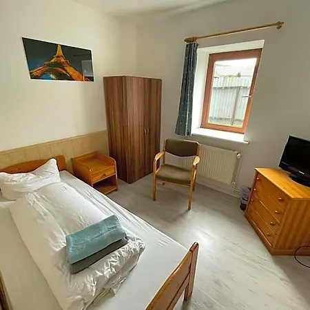 Hotel Gaestehaus Plattfuss *