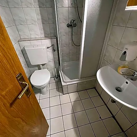 Gaestehaus Plattfuss